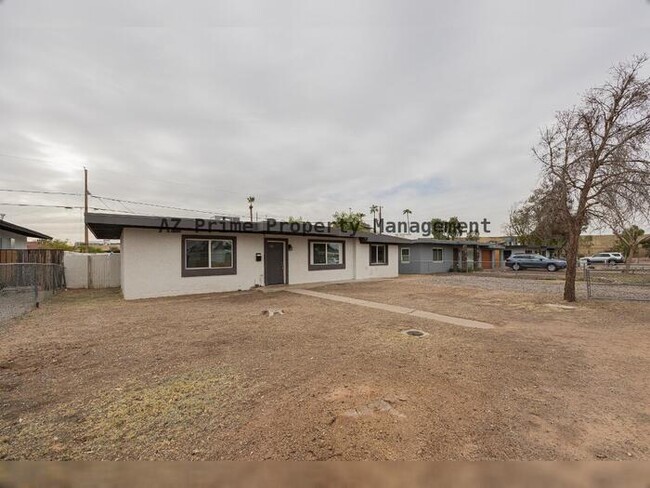 1825 E Whitton Ave in Phoenix, AZ - Building Photo - Building Photo