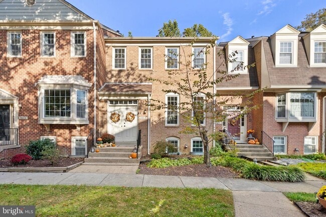 10415 Carriagepark Ct