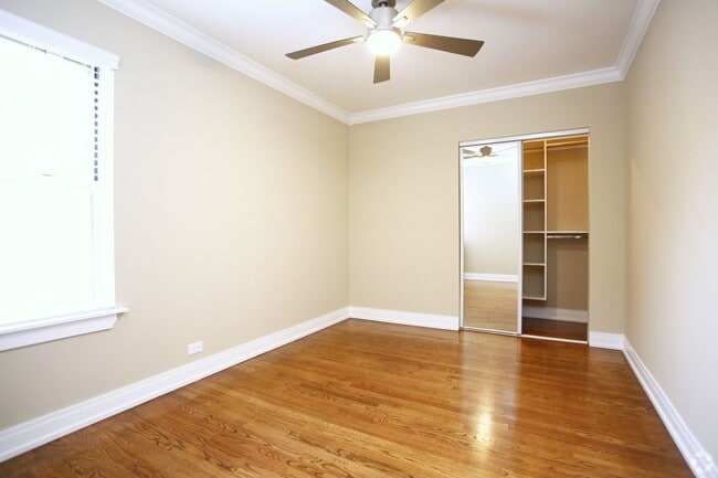 901 W Argyle St in Chicago, IL - Building Photo - Building Photo