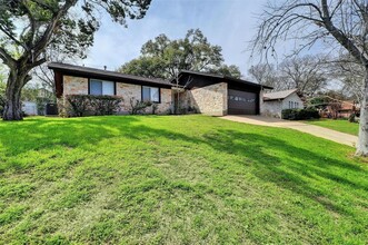 11609 River Oaks Trail in Austin, TX - Building Photo - Building Photo