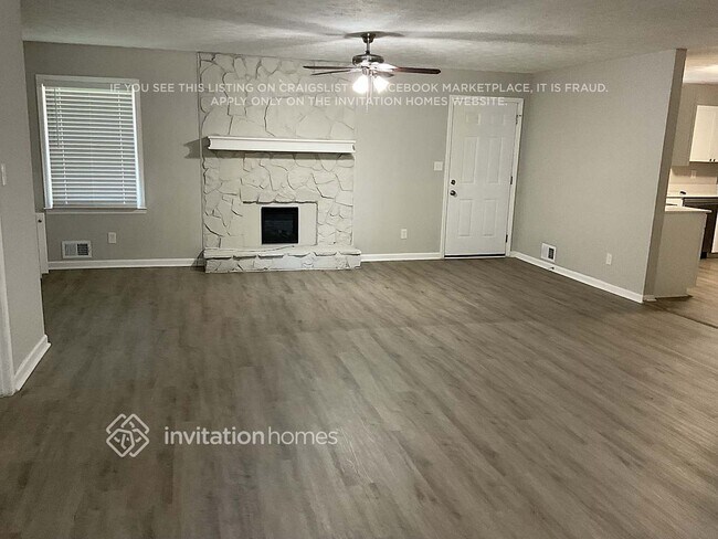 6411 Edenfield Dr in Lithonia, GA - Building Photo - Building Photo