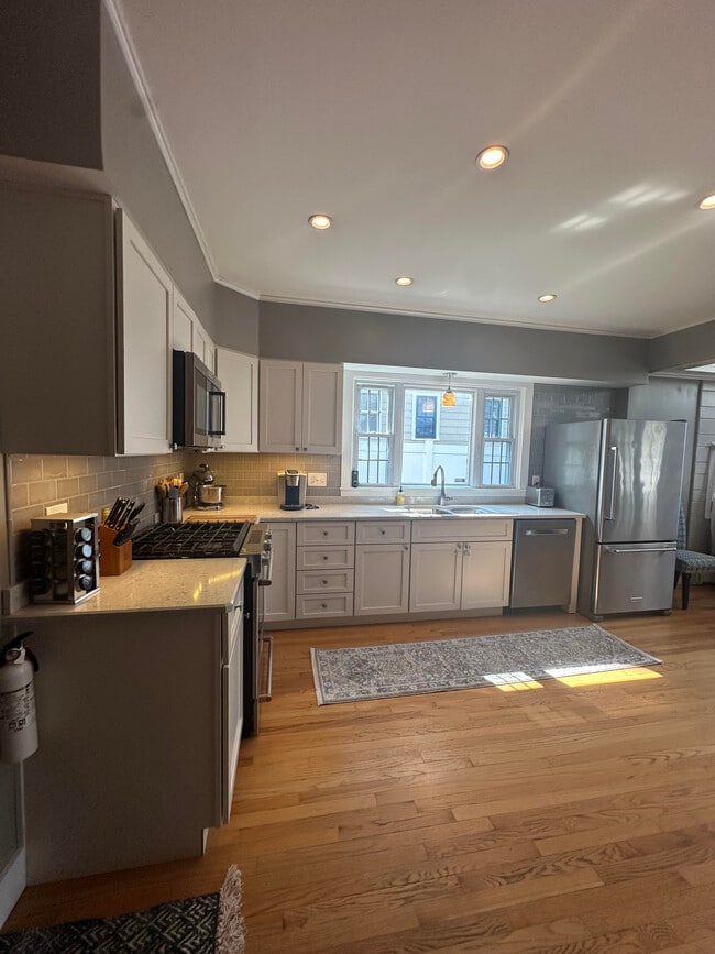 175 Lake Ave, Unit 1