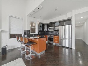 4115 S Drexel Blvd, Unit 3F in Chicago, IL - Building Photo - Building Photo