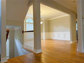 907 Lenox Ct NE in Atlanta, GA - Building Photo - Building Photo