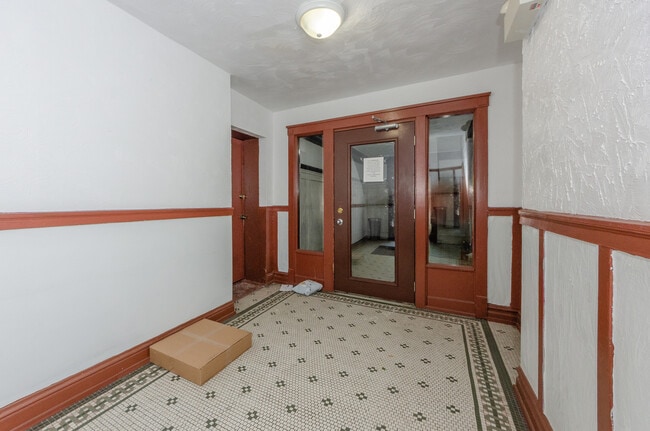 5123 S Ingleside Ave in Chicago, IL - Building Photo - Building Photo