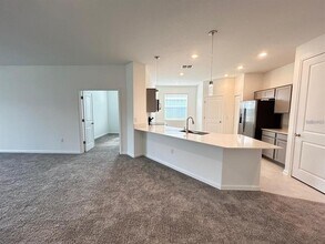 305 Loch Ct in Davenport, FL - Building Photo - Building Photo