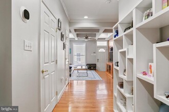 6 S Decker Ave in Baltimore, MD - Building Photo - Building Photo
