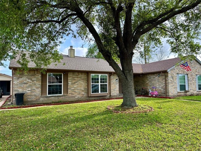 property at 13919 Bonnercrest Dr