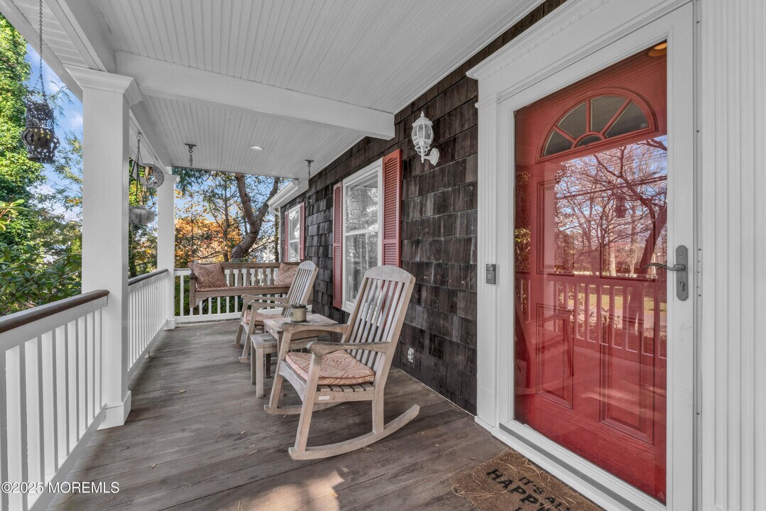 2420 Cedar St in Manasquan, NJ - Foto de edificio