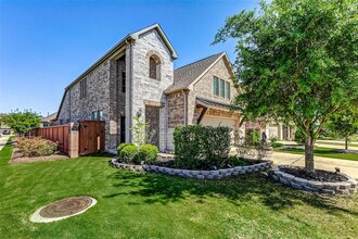 6018 Bridle Gate Trail in Katy, TX - Foto de edificio - Building Photo