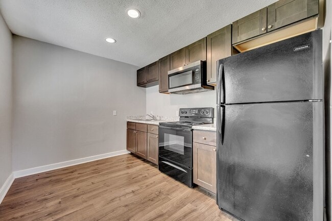 1061 57th St in Birmingham, AL - Building Photo - Building Photo