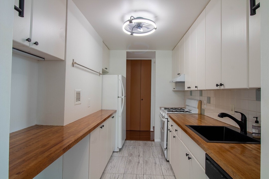 3600 Conshohocken Ave, Unit 907 in Philadelphia, PA - Building Photo