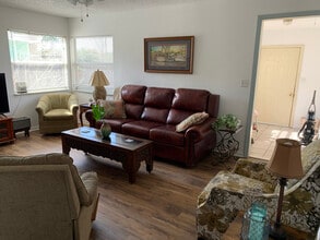 628 N Disston Ave in Tarpon Springs, FL - Building Photo - Building Photo