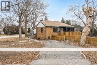 1114 Edward Ave in Windsor, ON - Building Photo - Building Photo