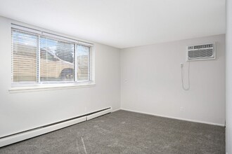 3625 Aldrich Ave S in Minneapolis, MN - Building Photo - Building Photo