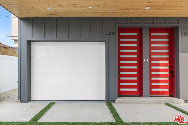 520 1/2 Wilton Pl in Los Angeles, CA - Building Photo - Building Photo