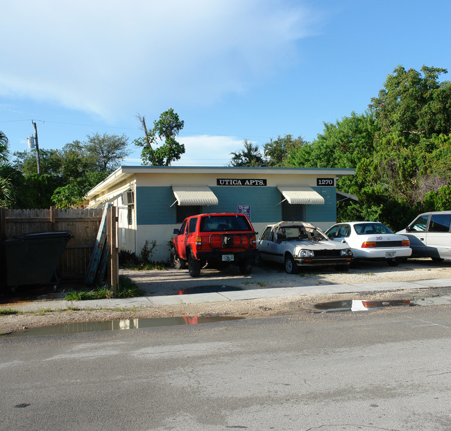 Utica Apartments in North Miami, FL - Foto de edificio - Building Photo