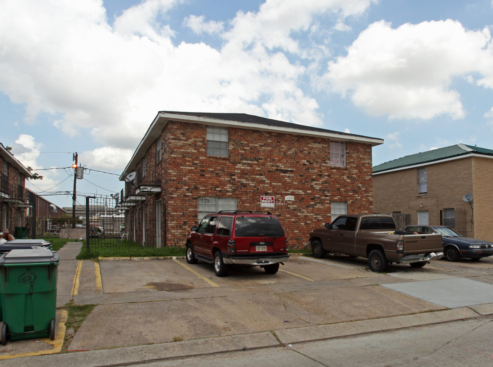 1120-1124 Crape Myrtle Dr in Harvey, LA - Building Photo