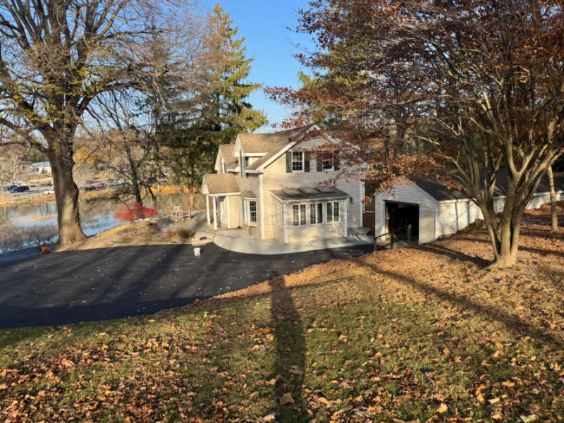 23 Mill Creek Rd in Stony Brook, NY - Building Photo