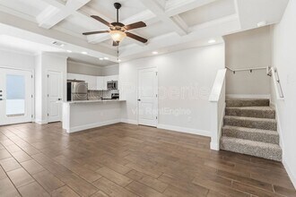 6314 Melanzane Ave in San Antonio, TX - Building Photo - Building Photo