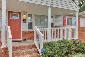 1011 Robinson Rd in Portsmouth, VA - Building Photo - Building Photo