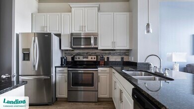 3505 W Sam Houston Pkwy S, Unit 5-5405 in Houston, TX - Building Photo - Building Photo