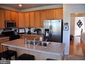 53 Trewbridge Ct in Princeton, NJ - Building Photo - Building Photo