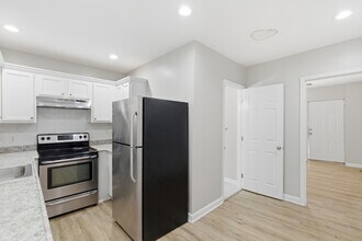 2429 Barclay St in Baltimore, MD - Building Photo - Building Photo