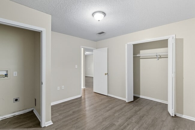 145 Lester Heights Rd in Johnson City, TN - Building Photo - Building Photo