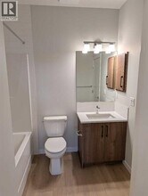 400 Belmont St SW in Calgary, AB - Building Photo - Building Photo