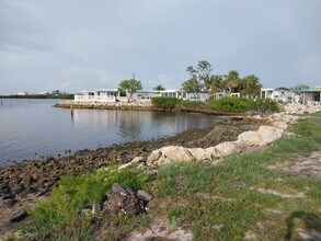 14 Basin St in Palmetto, FL - Building Photo - Building Photo