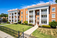 Vanderbilt Place in Kansas City, MO - Foto de edificio - Building Photo