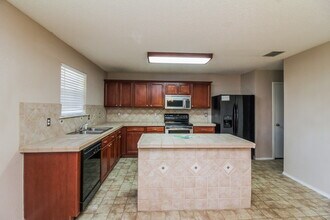 6601 Swainson Trail in Arlington, TX - Building Photo - Building Photo