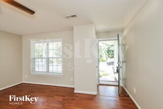 3923 Heather View Ln in Winston-Salem, NC - Building Photo - Building Photo