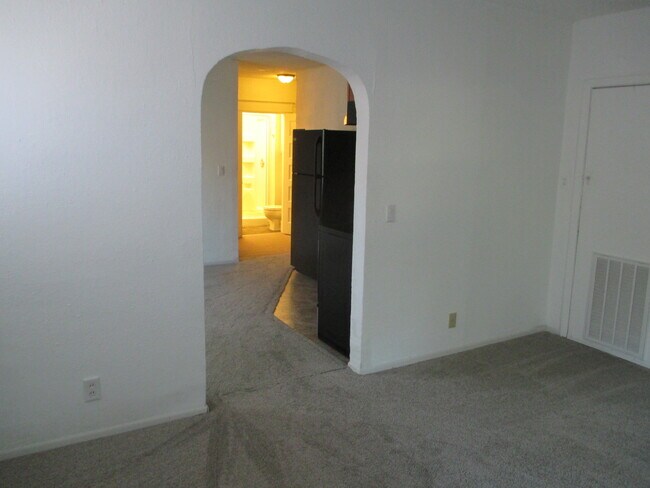 105 Hanover St, Unit #2 in Mankato, MN - Building Photo - Building Photo
