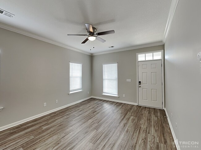 208 Chestnut Oak Ln in West Columbia, SC - Building Photo - Building Photo