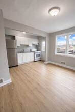 3481 McShane Way in Dundalk, MD - Building Photo - Building Photo