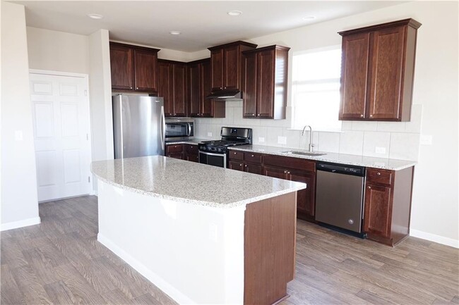 10205 Forest Grove Dr in Austin, TX - Building Photo - Building Photo