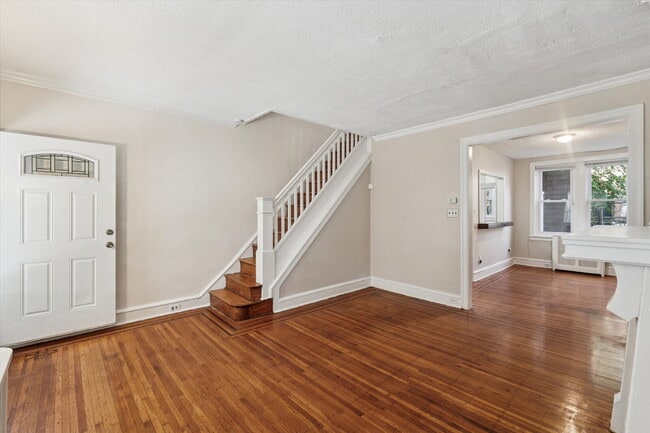 6227 Addison St in Philadelphia, PA - Foto de edificio - Building Photo