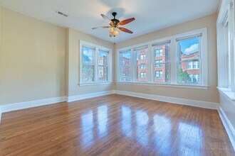 6819 S Ridgeland Ave in Chicago, IL - Building Photo - Building Photo