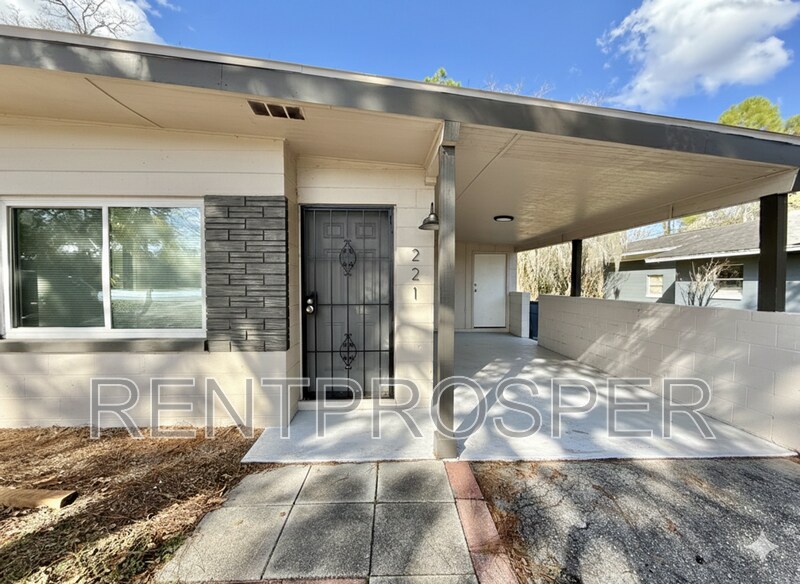 221 Concord Dr in Casselberry, FL - Building Photo