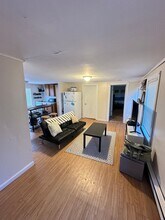 18 Penobscot St in Orono, ME - Building Photo - Building Photo