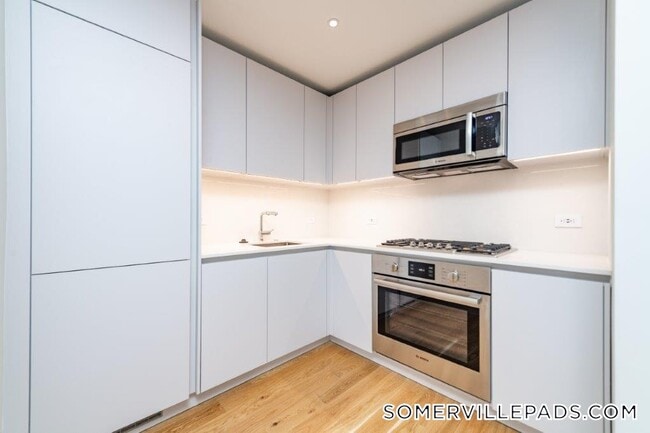 123 Highland Ave, Unit 36 in Somerville, MA - Building Photo - Building Photo