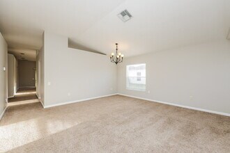 25150 Lexington Oaks Blvd in Wesley Chapel, FL - Building Photo - Building Photo
