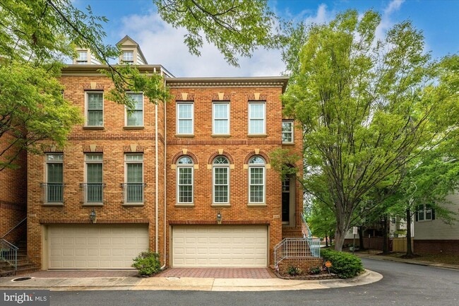 property at 5015 Waple Ln