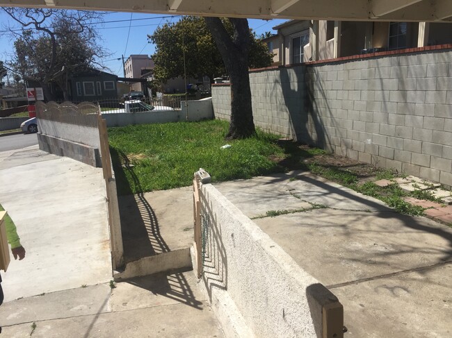 4609 W 172nd St, Unit b in Lawndale, CA - Building Photo - Building Photo