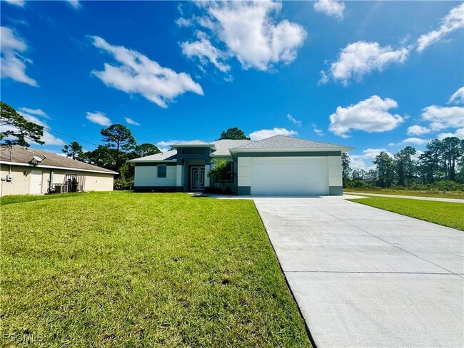 771 Gaylord Ave S in Lehigh Acres, FL - Building Photo - Building Photo