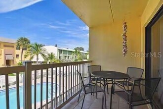 314 Windrush Blvd in Indian Rocks Beach, FL - Building Photo - Building Photo