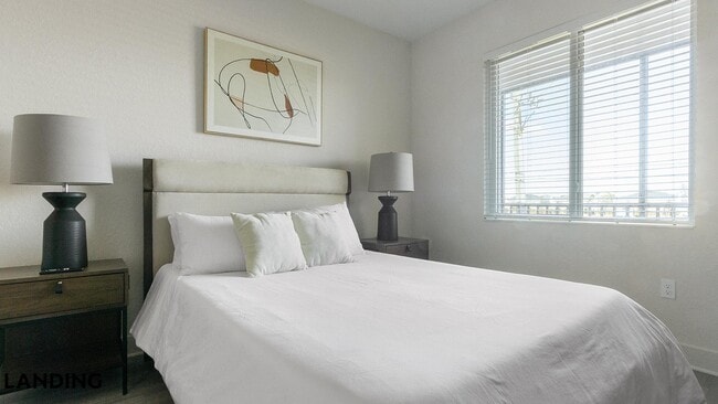 9650 52nd Ave E, Unit 1-207