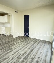 1506 NW 13th St in Lawton, OK - Building Photo - Building Photo